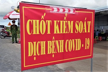 Thêm 2 tỉnh yêu cầu người dân không ra đường sau 18h