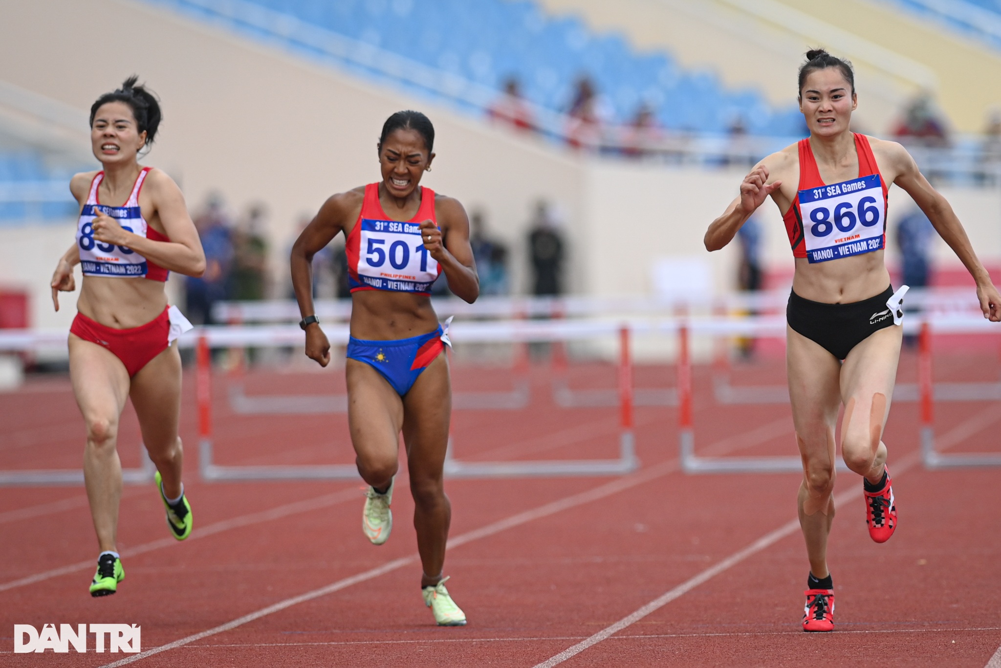 Giọt nước mắt của Quách Thị Lan trong lần đầu giành HCV cá nhân SEA Games - 1 Giọt nước mắt của Quách Thị Lan trong lần đầu giành HCV cá nhân SEA Games - 1