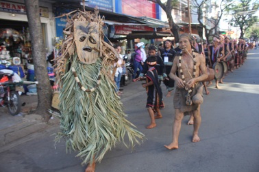 Lễ hội đường phố Festival văn hóa Cồng Chiêng Tây Nguyên: Không gian văn hóa hội tụ