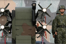 Mỹ sắp bán lô vũ khí “khủng” đầu tiên cho Đài Loan dưới thời Tổng thống Trump