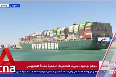 Kênh đào Suez khai thông sau khi tàu hàng được giải cứu