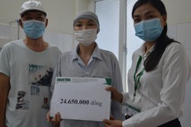 Nữ điều dưỡng mắc "ung thư kép" nghẹn ngào được bạn đọc tiếp tục giúp đỡ