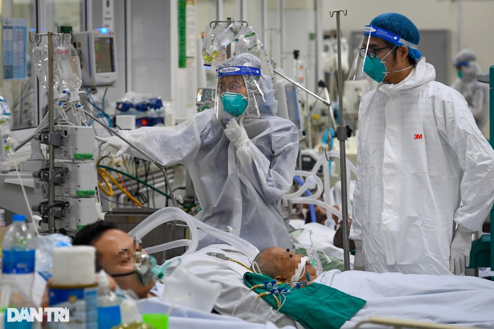 Hà Nội thêm 600 ca Covid-19, cấp 6.000 túi thuốc cho F0 điều trị tại nhà - 1