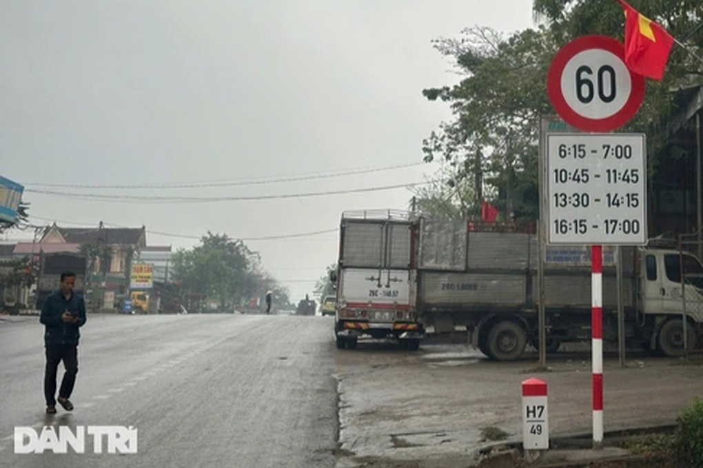 Ma trận biển báo giao thông: Chi chít số khiến tài xế hoa mắt - 3 Ma trận biển báo giao thông: Chi chít số khiến tài xế hoa mắt - 3