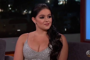 Ariel Winter chia sẻ áp lực khi là sao "nhí"