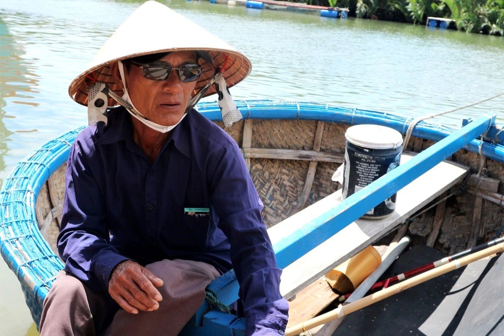 Nhân viên du lịch Hội An về làm nông: Mình về nuôi cá và trồng thêm rau! - 4 Nhân viên du lịch Hội An về làm nông: Mình về nuôi cá và trồng thêm rau! - 4