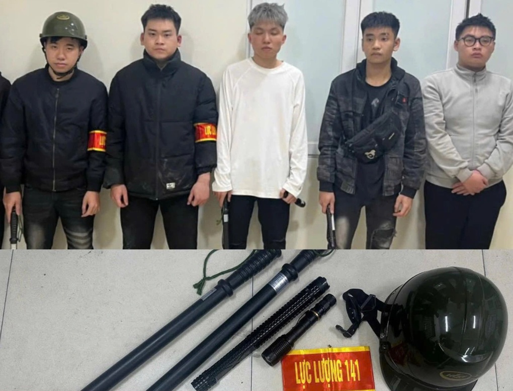 Nhóm thanh niên mua gậy cao su, dùi cui điện giả danh 141 đi tuần tra - 1 Nhóm thanh niên mua gậy cao su, dùi cui điện giả danh 141 đi tuần tra - 1