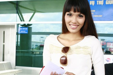 Lan Khuê chính thức lên đường thi Siêu mẫu châu Á