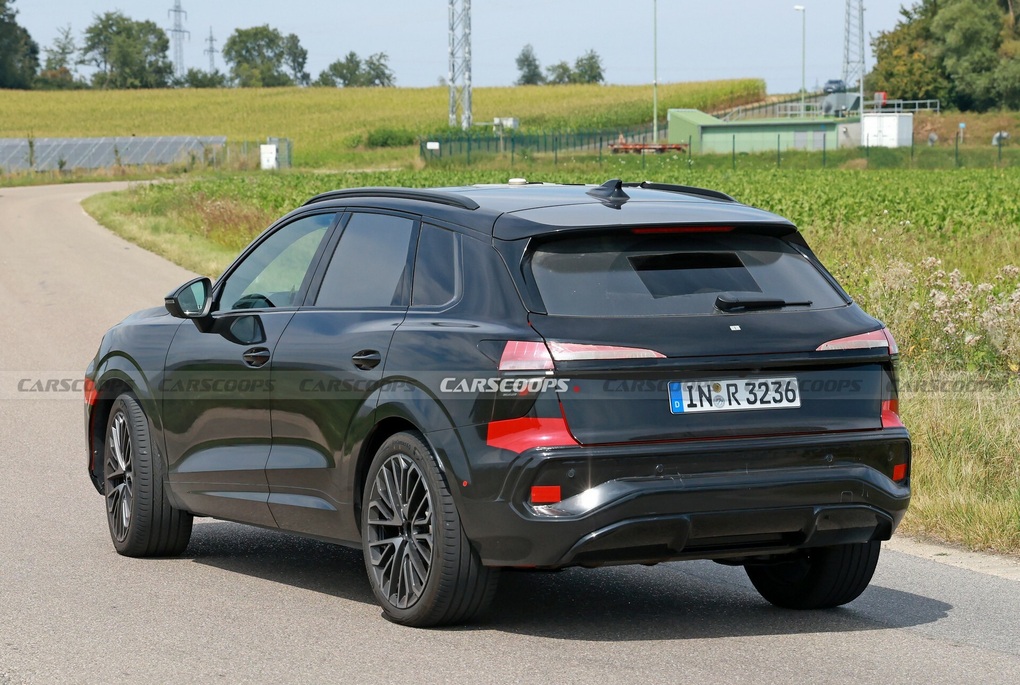 Hé lộ đầu tiên về mẫu Audi Q3 thế hệ mới, có thể có bản hybrid cắm sạc - 4 Hé lộ đầu tiên về mẫu Audi Q3 thế hệ mới, có thể có bản hybrid cắm sạc - 4