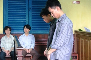 Giọt nước mắt muộn màng của 2 sinh viên giết bạn nhậu