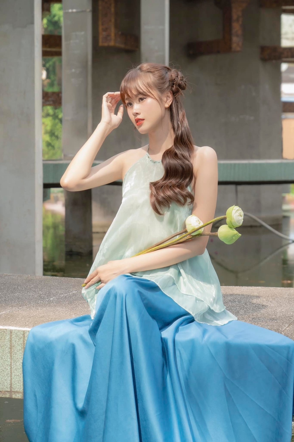 Vợ kém 12 tuổi của Anh Đức: Nhan sắc ngọt ngào, hé lộ về chuyện hoãn cưới - 13 Vợ kém 12 tuổi của Anh Đức: Nhan sắc ngọt ngào, hé lộ về chuyện hoãn cưới - 13