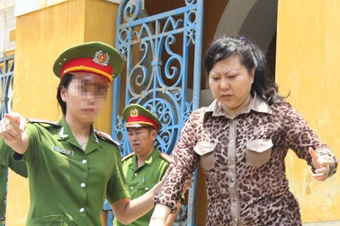 Bà trùm đường dây ma túy "khủng" ở Sài Gòn thoát án tử