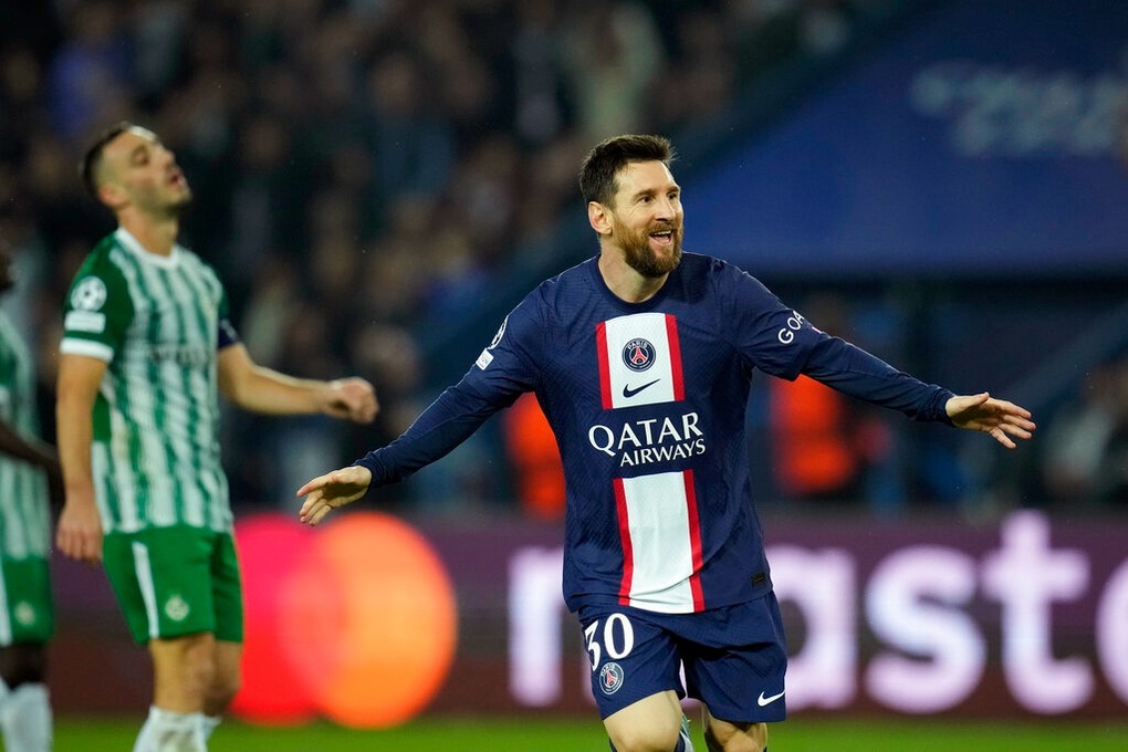Messi tỏa sáng, PSG thắng 7-2 và giành vé đi tiếp ở Champions League - 4 Messi tỏa sáng, PSG thắng 7-2 và giành vé đi tiếp ở Champions League - 4