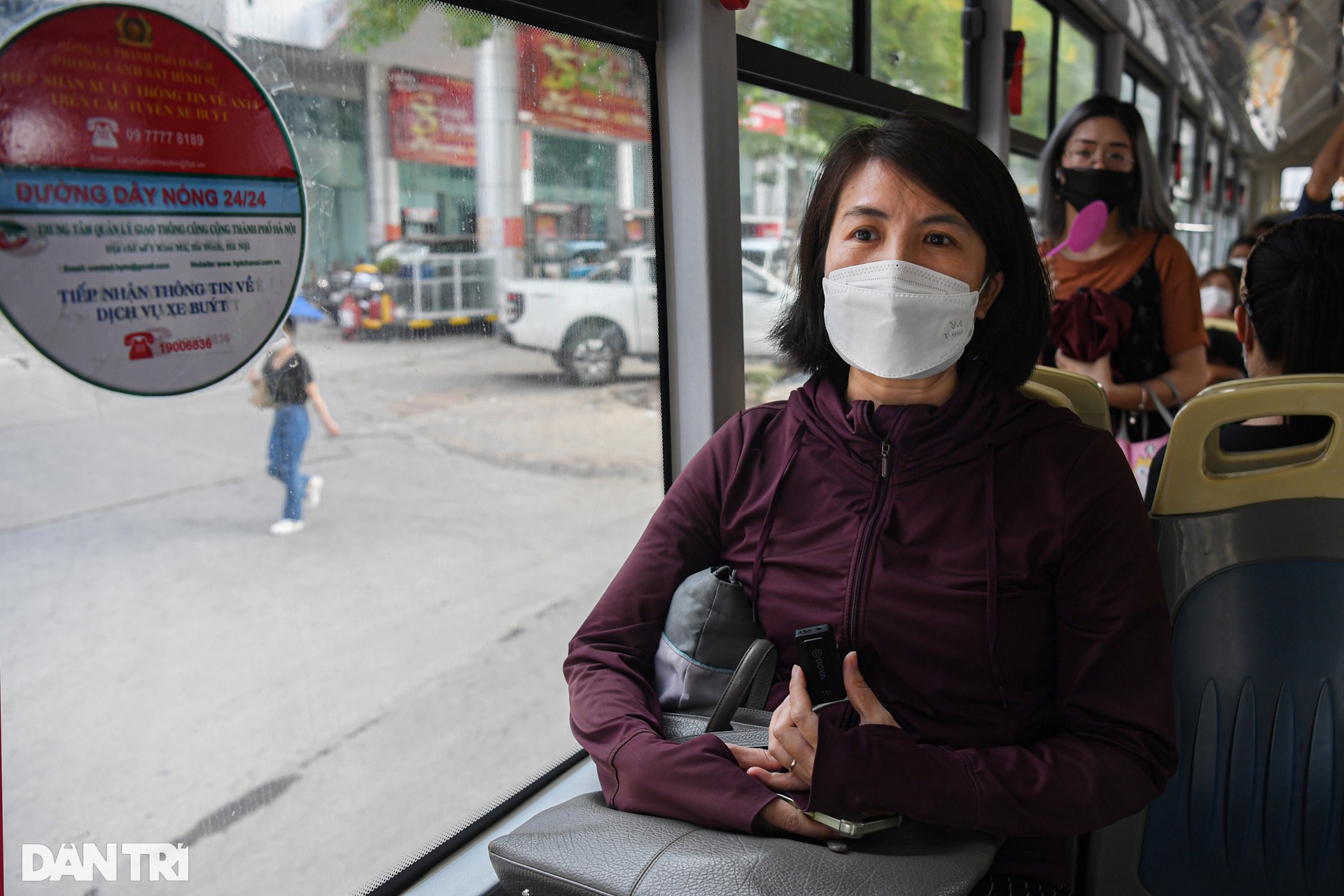 BRT sau 6 năm hoạt động: Đói khách, bị các phương tiện khác chèn ép - 19 BRT sau 6 năm hoạt động: Đói khách, bị các phương tiện khác chèn ép - 19