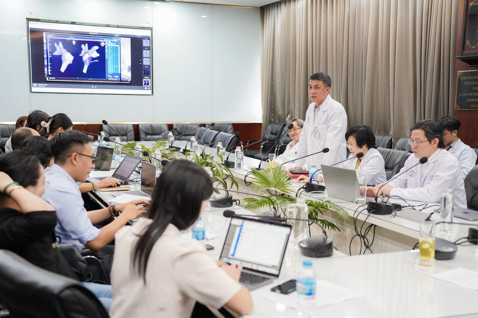 7 lần sốc điện, vẽ bản đồ tim sản phụ và mong muốn của Thứ trưởng Bộ Y tế - 10 7 lần sốc điện, vẽ bản đồ tim sản phụ và mong muốn của Thứ trưởng Bộ Y tế - 10