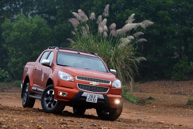 Chevrolet Colorado High Country có gì để tự tin?