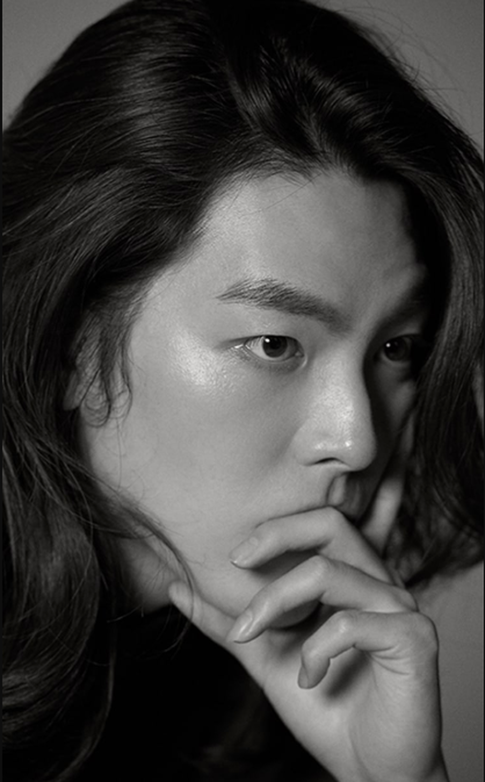 Bất ngờ với hình ảnh lãng tử của tài tử bị ung thư Kim Woo Bin - 4 Bất ngờ với hình ảnh lãng tử của tài tử bị ung thư Kim Woo Bin - 4