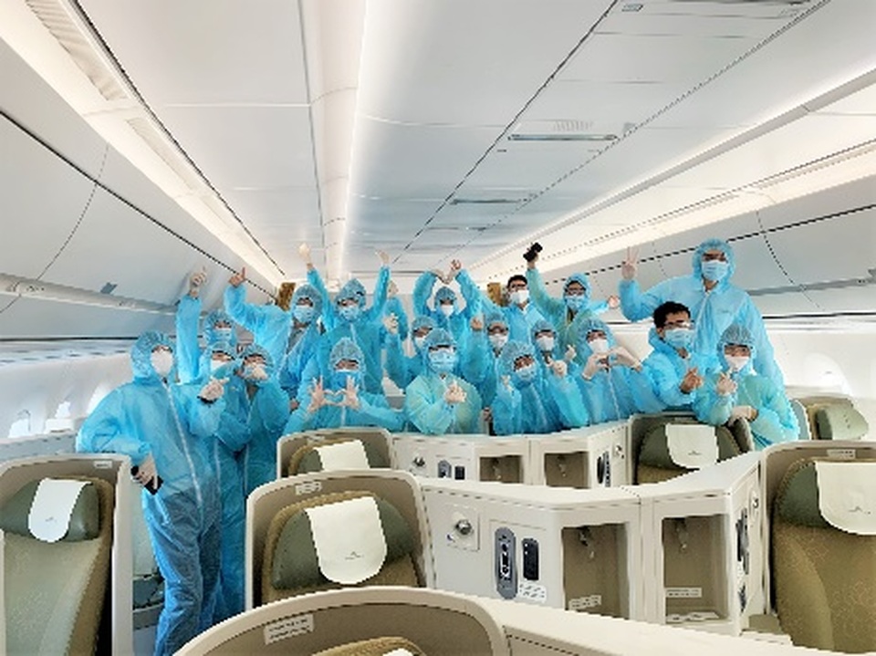 Gần 2.000 tiếp viên Vietnam Airlines phải cách ly, nghỉ làm vì Covid-19 - 3 Gần 2.000 tiếp viên Vietnam Airlines phải cách ly, nghỉ làm vì Covid-19 - 3