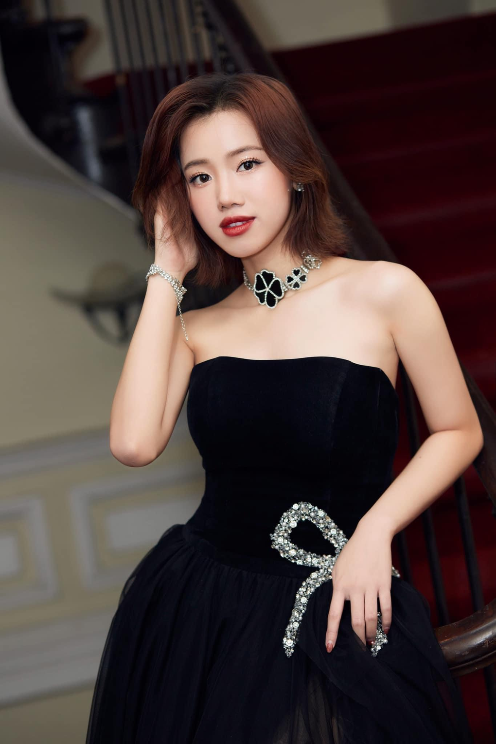 Ghen tỵ với nữ du học sinh Việt được làm việc cùng nhiều sao Hàn nổi tiếng - 8 Ghen tỵ với nữ du học sinh Việt được làm việc cùng nhiều sao Hàn nổi tiếng - 8