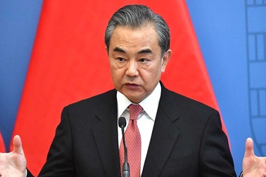 Ngoại trưởng Vương Nghị nói Trung Quốc bảo vệ thế giới trước dịch corona