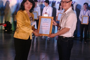 ĐH Cần Thơ tuyên dương 40 "Sinh viên 5 tốt" cấp thành phố