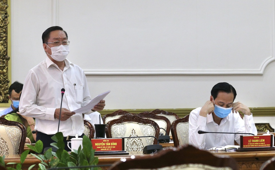 Hàng nghìn xét nghiệm Covid-19 chậm trả, người dân bức xúc - 1 Hàng nghìn xét nghiệm Covid-19 chậm trả, người dân bức xúc - 1