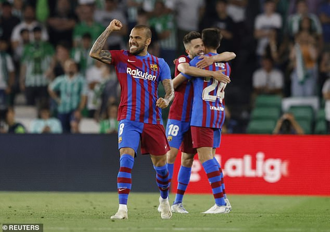 Alba và Fati ghi bàn, Barcelona cầm chắc vị trí thứ hai La Liga - 5 Alba và Fati ghi bàn, Barcelona cầm chắc vị trí thứ hai La Liga - 5