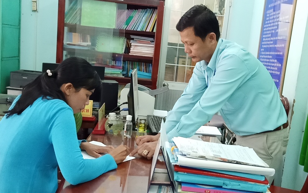 Đồng Tháp hỗ trợ khẩn cấp hộ nghèo, hộ cận nghèo và người bán vé số - 1 Đồng Tháp hỗ trợ khẩn cấp hộ nghèo, hộ cận nghèo và người bán vé số - 1