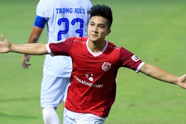 HLV Hàn Quốc “xem giò” cầu thủ Việt kiều Martin Lo