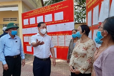 Bình Định kêu gọi ngư dân đánh bắt xa bờ kịp về bầu cử