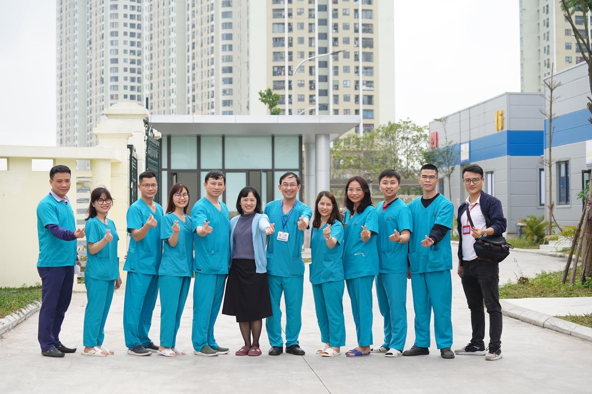 Bác sĩ Hoàng Bùi Hải: Cố gắng thêm một chút để nhiều người được hưởng lợi - 3 Bác sĩ Hoàng Bùi Hải: Cố gắng thêm một chút để nhiều người được hưởng lợi - 3