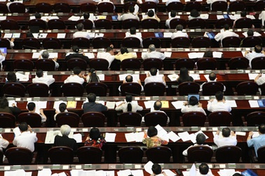 Sửa Hiến pháp: Xác định rõ quyền hạn của nguyên thủ quốc gia