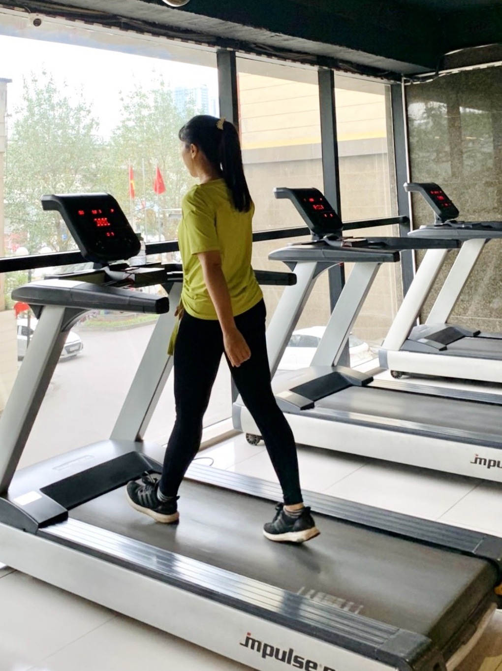 Phó giám đốc nghỉ việc ở đỉnh sự nghiệp, bỏ lương khủng để tìm cân bằng - 2 Phó giám đốc nghỉ việc ở đỉnh sự nghiệp, bỏ lương khủng để tìm cân bằng - 2