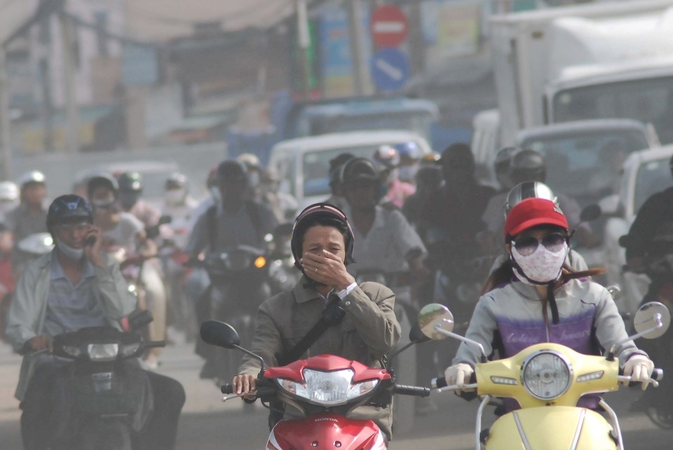 Để giảm ô nhiễm không khí: Hãy bắt đầu từ giao thông - 2 Để giảm ô nhiễm không khí: Hãy bắt đầu từ giao thông - 2