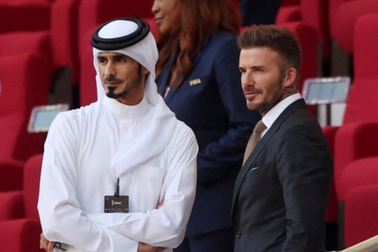 Bức ảnh gây sốt của David Beckham và hoàng thân Qatar