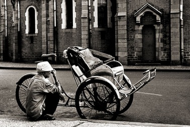 Nếu phố cổ vắng xích-lô...?