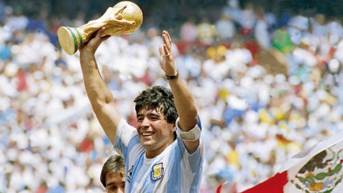 Huyền thoại bóng đá Diego Maradona qua đời - Ảnh 1.