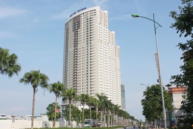 Khách hàng nhận bàn giao căn hộ The Văn Phú Victoria