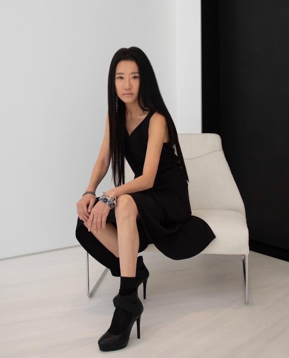 Kinh ngạc ngắm nhà thiết kế 72 tuổi Vera Wang khoe thân hình lá liễu - 8 Kinh ngạc ngắm nhà thiết kế 72 tuổi Vera Wang khoe thân hình lá liễu - 8