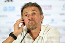 HLV Luis Enrique mỉa mai chiến thắng của Morocco