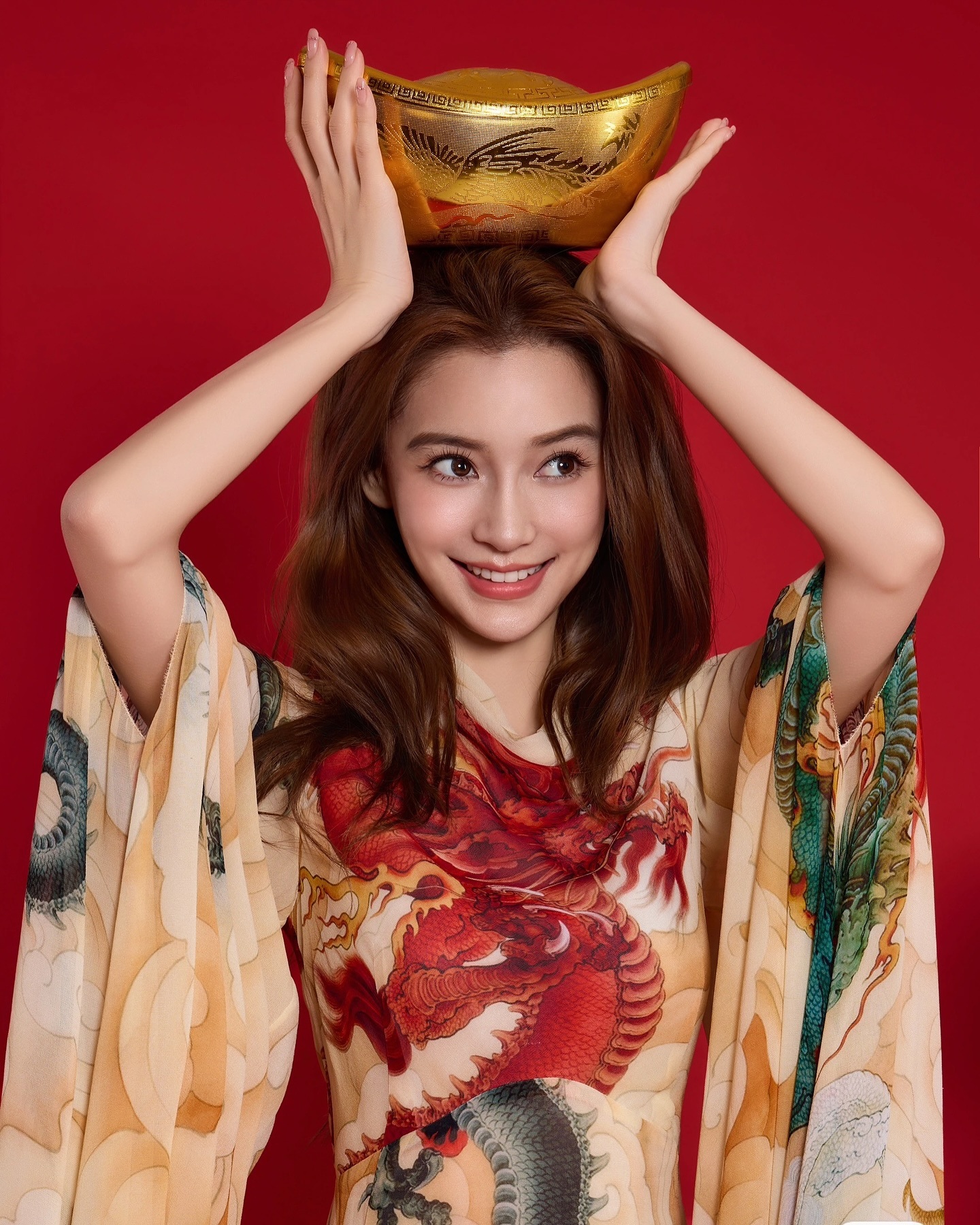 Gallery - Angelababy muốn khóc vì bị chê già: Khi áp lực “luôn trẻ” đè nặng nghệ sĩ | Báo Dân trí - image 3