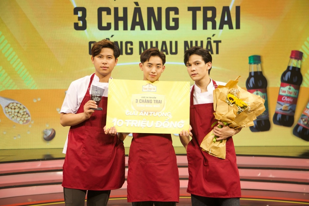 3 chàng trai Tiền Giang thắng một tỷ đồng từ cuộc thi Tìm Kiếm Tam Thái Tử - 3 3 chàng trai Tiền Giang thắng một tỷ đồng từ cuộc thi Tìm Kiếm Tam Thái Tử - 3
