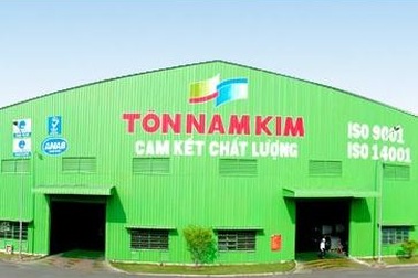 Hoa Sen bị phản đối vì đòi đuổi việc người của... công ty khác