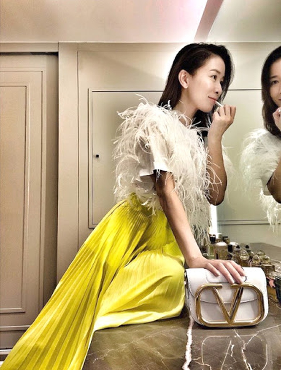 Nhàn Phi Xa Thi Mạn để lộ gương mặt mộc ở tuổi 45 - 13 Nhàn Phi Xa Thi Mạn để lộ gương mặt mộc ở tuổi 45 - 13