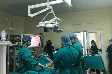 Sút 2kg/tháng, nam bệnh nhân phát hiện ung thư đại tràng