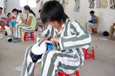 Chuyện một nữ tướng cướp tuổi 14