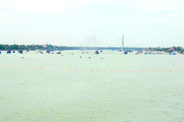 Quảng Bình: Thử nghiệm tuyến du lịch du thuyền ngắm cảnh trên sông Nhật Lệ