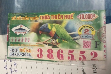 Tờ vé số trúng thưởng 2 tỷ đồng đã bị hỏng như thế nào?