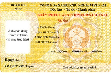 Từ 15/5, tăng hạn sử dụng giấy phép lái xe ô tô lên 10 năm