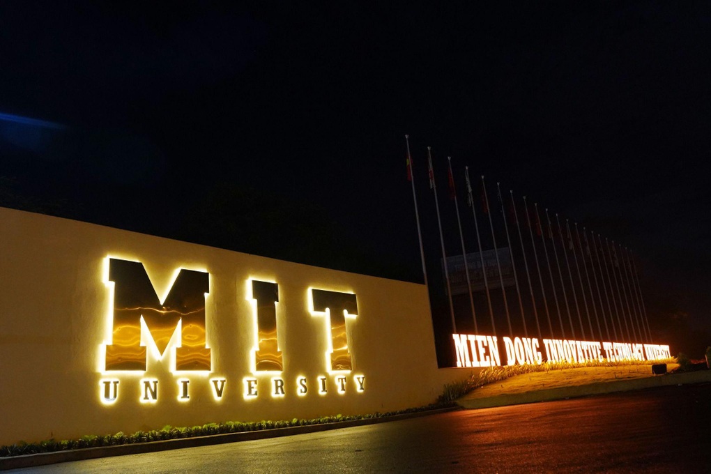 MIT University Vietnam công bố điểm chuẩn trúng tuyển, nhận hồ sơ xét tuyển bổ sung đến 10/10 - 2 MIT University Vietnam công bố điểm chuẩn trúng tuyển, nhận hồ sơ xét tuyển bổ sung đến 10/10 - 2